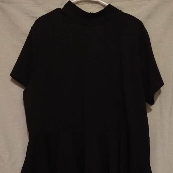 Ups & Down black top - Picture 2 of 4